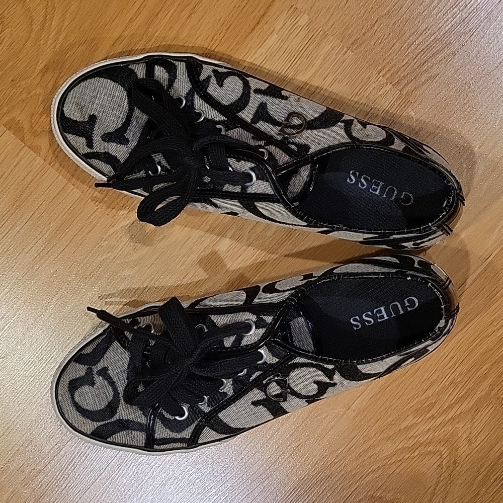 GUESS Tennis Shoes